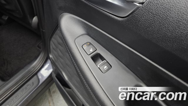 Hyundai Santafe 2023 — photo 18