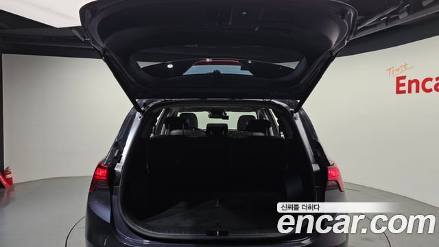 Hyundai Santafe 2023 — photo 20