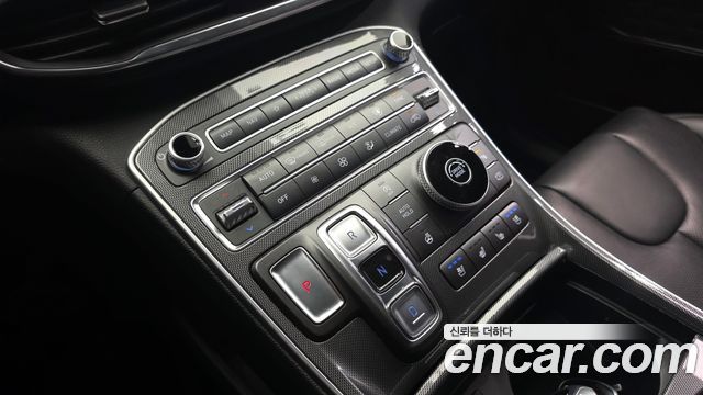 Hyundai Santafe 2021 — photo 9