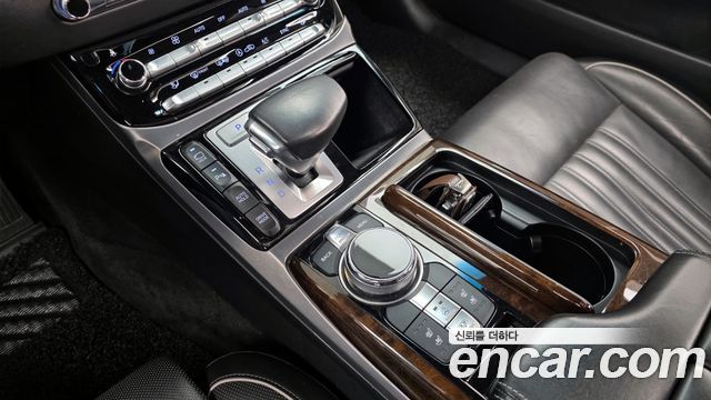 Genesis EQ900 2017 — photo 9