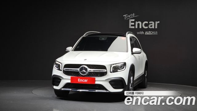 Mercedes-Benz GLB-Class 2020 — photo 3