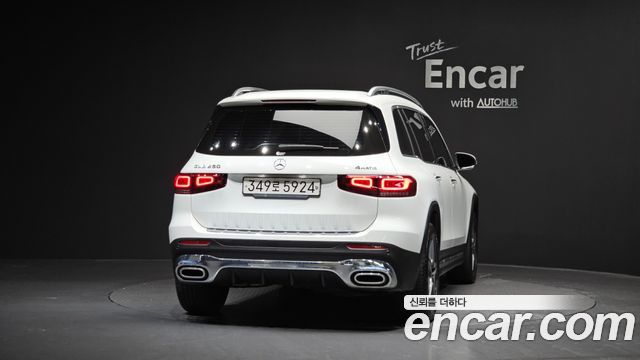 Mercedes-Benz GLB-Class 2020 — photo 4