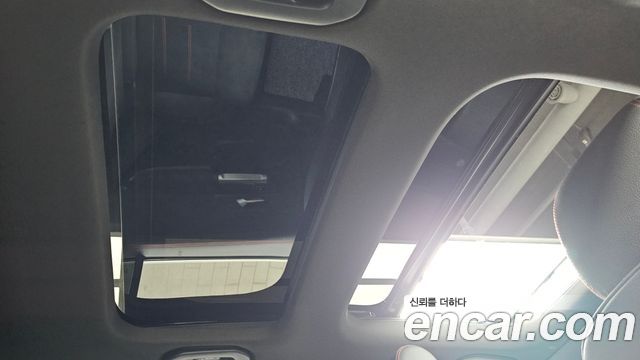Mercedes-Benz GLB-Class 2020 — photo 19