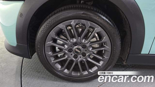 Mini Cooper 2025 — photo 5