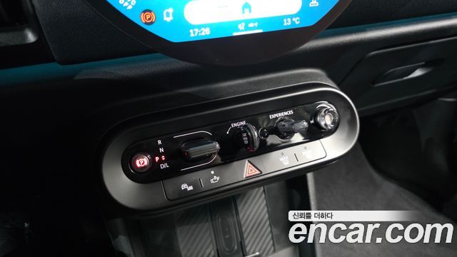 Mini Cooper 2025 — photo 9