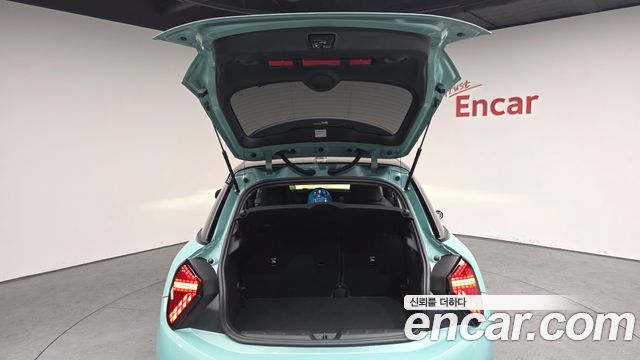 Mini Cooper 2025 — photo 20