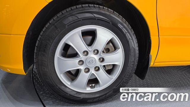 Hyundai Starex 2019 — photo 5