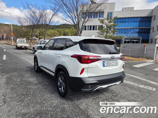Kia Seltos 2022 — photo 4