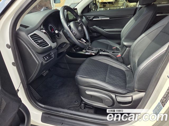 Kia Seltos 2022 — photo 13