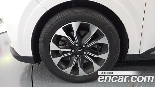 Kia Canival 2022 — photo 5