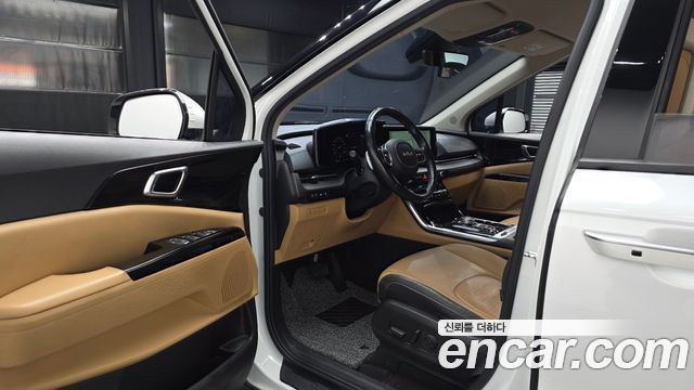 Kia Canival 2022 — photo 10