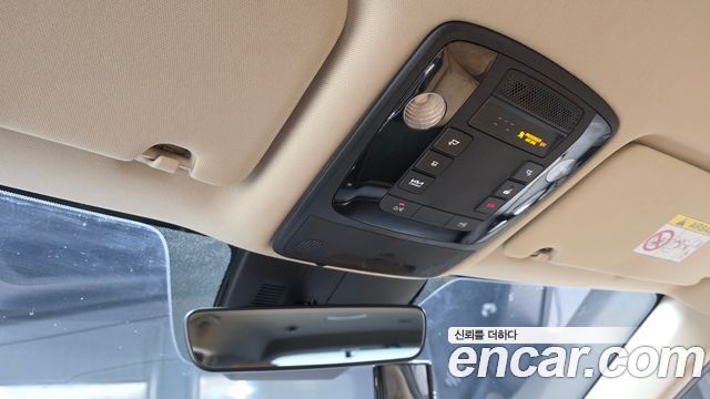 Kia Canival 2022 — photo 18