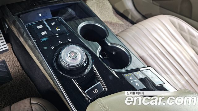 Kia K8 2022 — photo 9