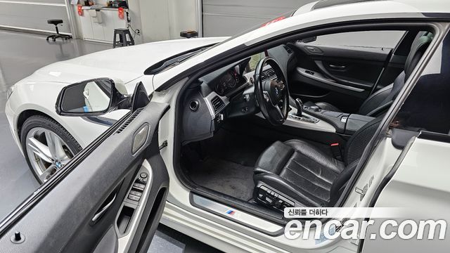 BMW 6-Series 2016 — photo 10