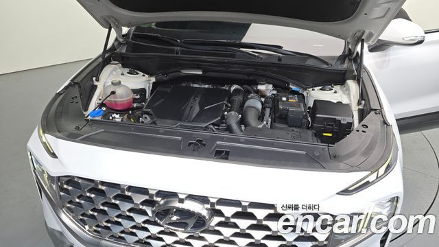 Hyundai Santafe 2023 — photo 6