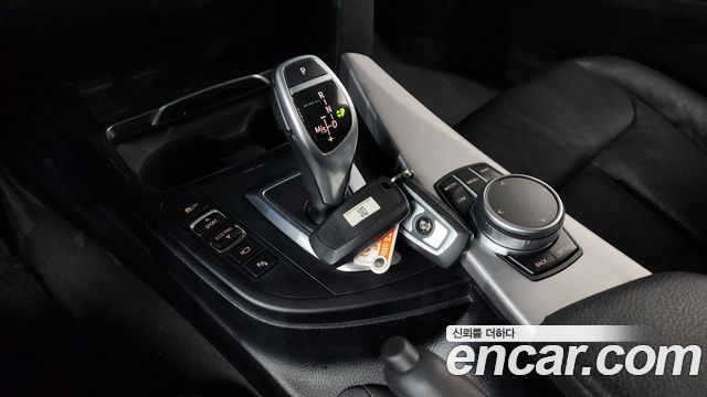 BMW 4-Series 2020 — photo 9