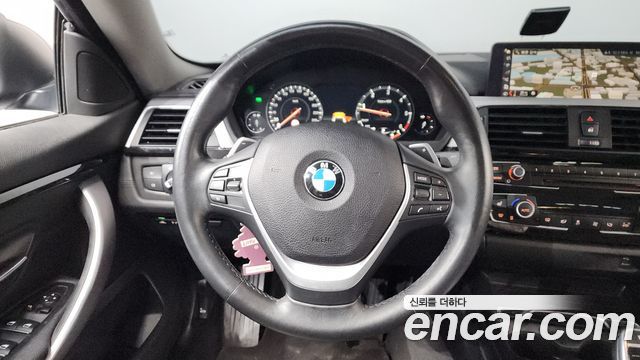 BMW 4-Series 2020 — photo 13