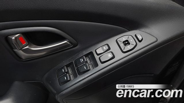 Hyundai Tucson 2010 — photo 17