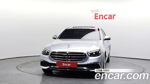 Mercedes-Benz E-Class 2021 — photo 3