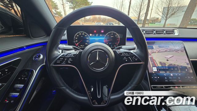 Mercedes-Benz S-Class 2021 — photo 11