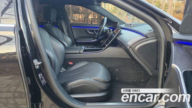 Mercedes-Benz S-Class 2021 — photo 16