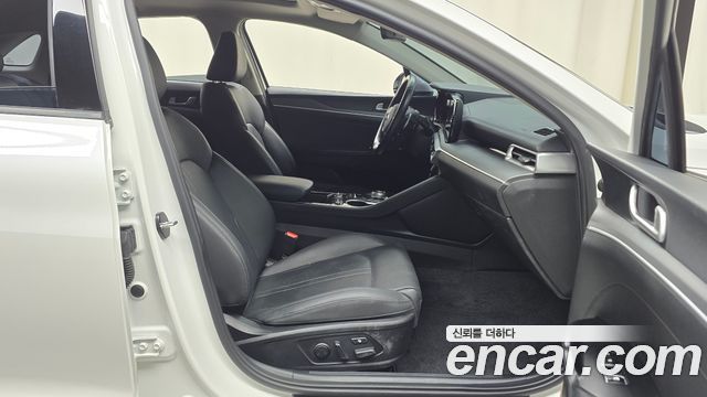 Kia K5 2020 — photo 11