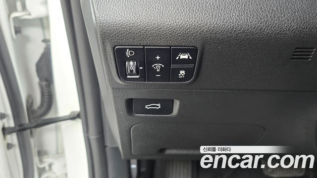 Kia K5 2020 — photo 16