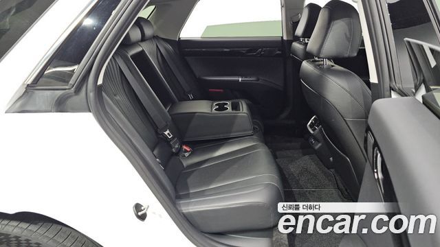 Hyundai Grandeur 2023 — photo 12
