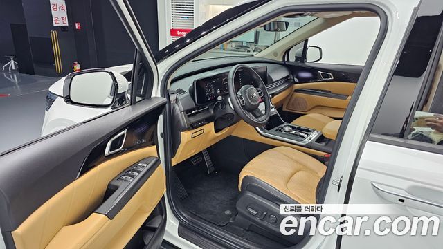 Kia Canival 2021 — photo 11