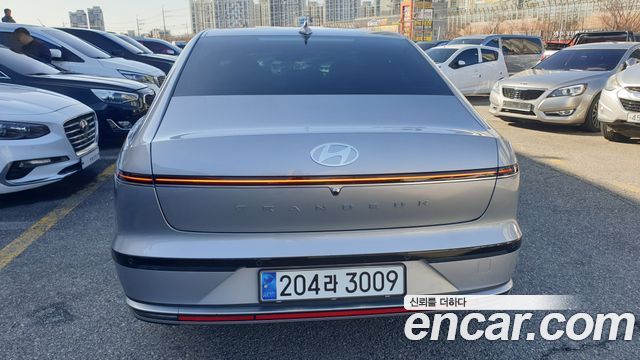 Hyundai Grandeur 2023 — photo 2