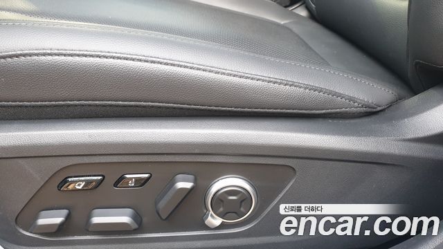 Hyundai Grandeur 2023 — photo 14