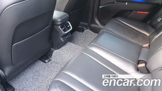 Hyundai Grandeur 2023 — photo 15