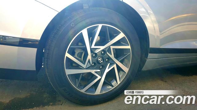 Hyundai Grandeur 2023 — photo 18
