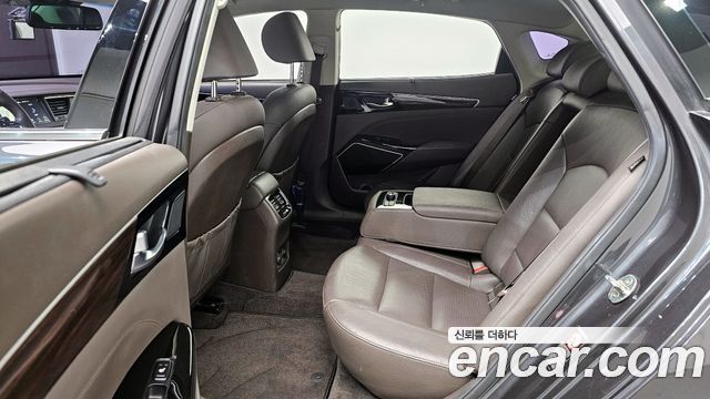 Kia K7 2019 — photo 13
