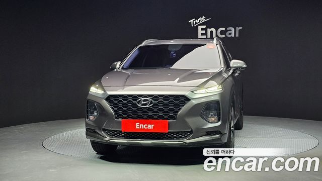 Hyundai Santafe 2019 — photo 3