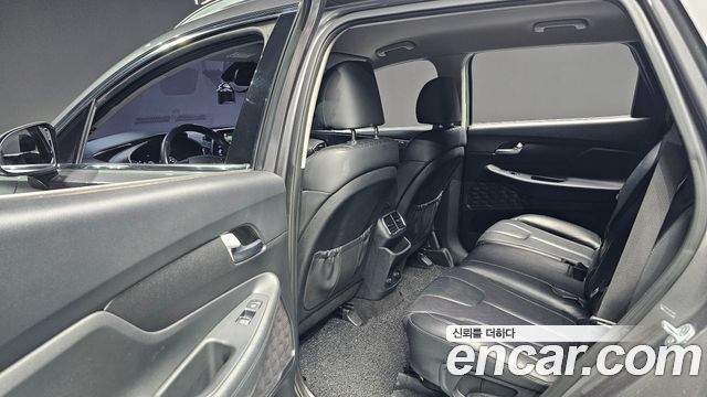 Hyundai Santafe 2019 — photo 16