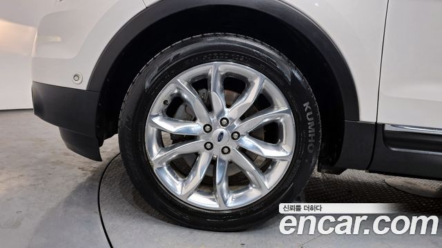 Ford Explorer 2014 — photo 5