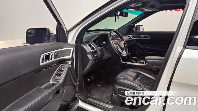 Ford Explorer 2014 — photo 11