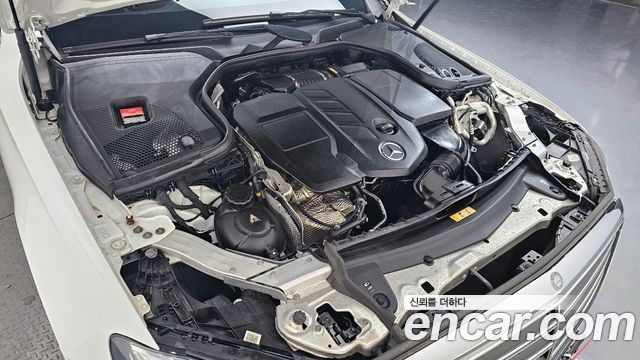 Mercedes-Benz E-Class 2019 — photo 6