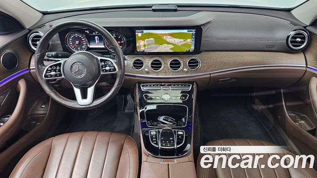 Mercedes-Benz E-Class 2019 — photo 7