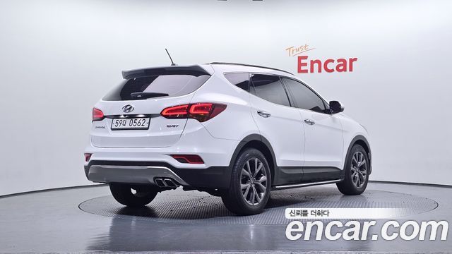 Hyundai Santafe 2016 — photo 2