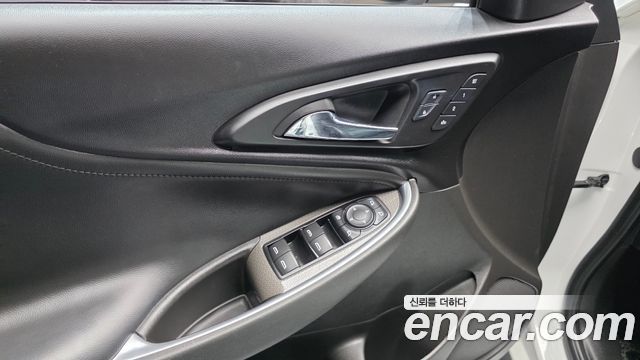 Chevrolet Korea Malibu 2017 — photo 18