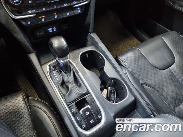 Hyundai Santafe 2020 — photo 17