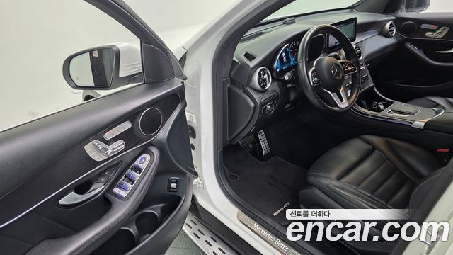 Mercedes-Benz GLC-Class 2020 — photo 13