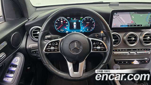 Mercedes-Benz GLC-Class 2020 — photo 15