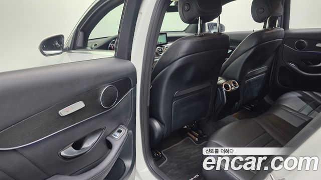 Mercedes-Benz GLC-Class 2020 — photo 18