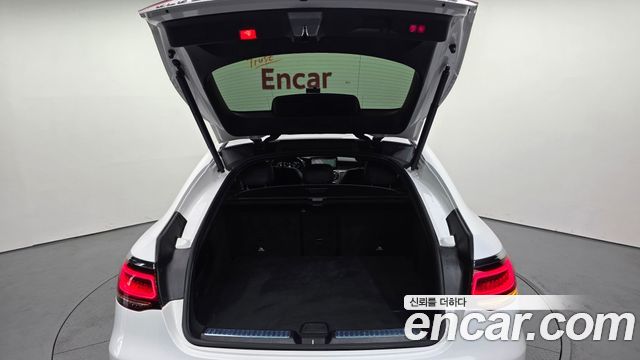 Mercedes-Benz GLC-Class 2020 — photo 20
