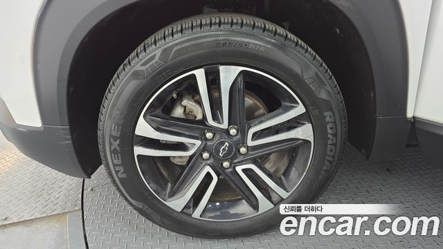 Chevrolet Korea Trailblazer 2022 — photo 5