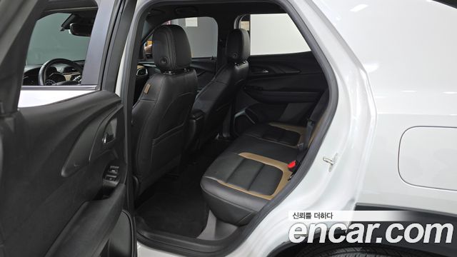 Chevrolet Korea Trailblazer 2022 — photo 11