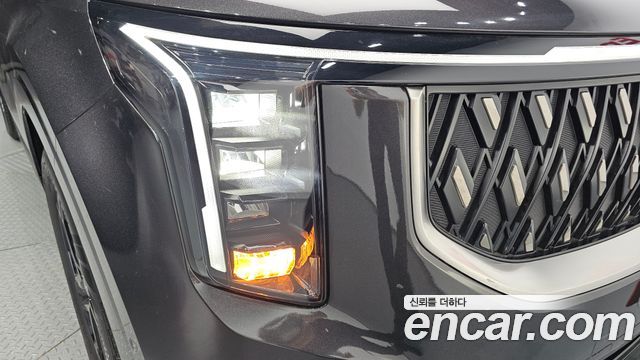 Kia Canival 2025 — photo 8